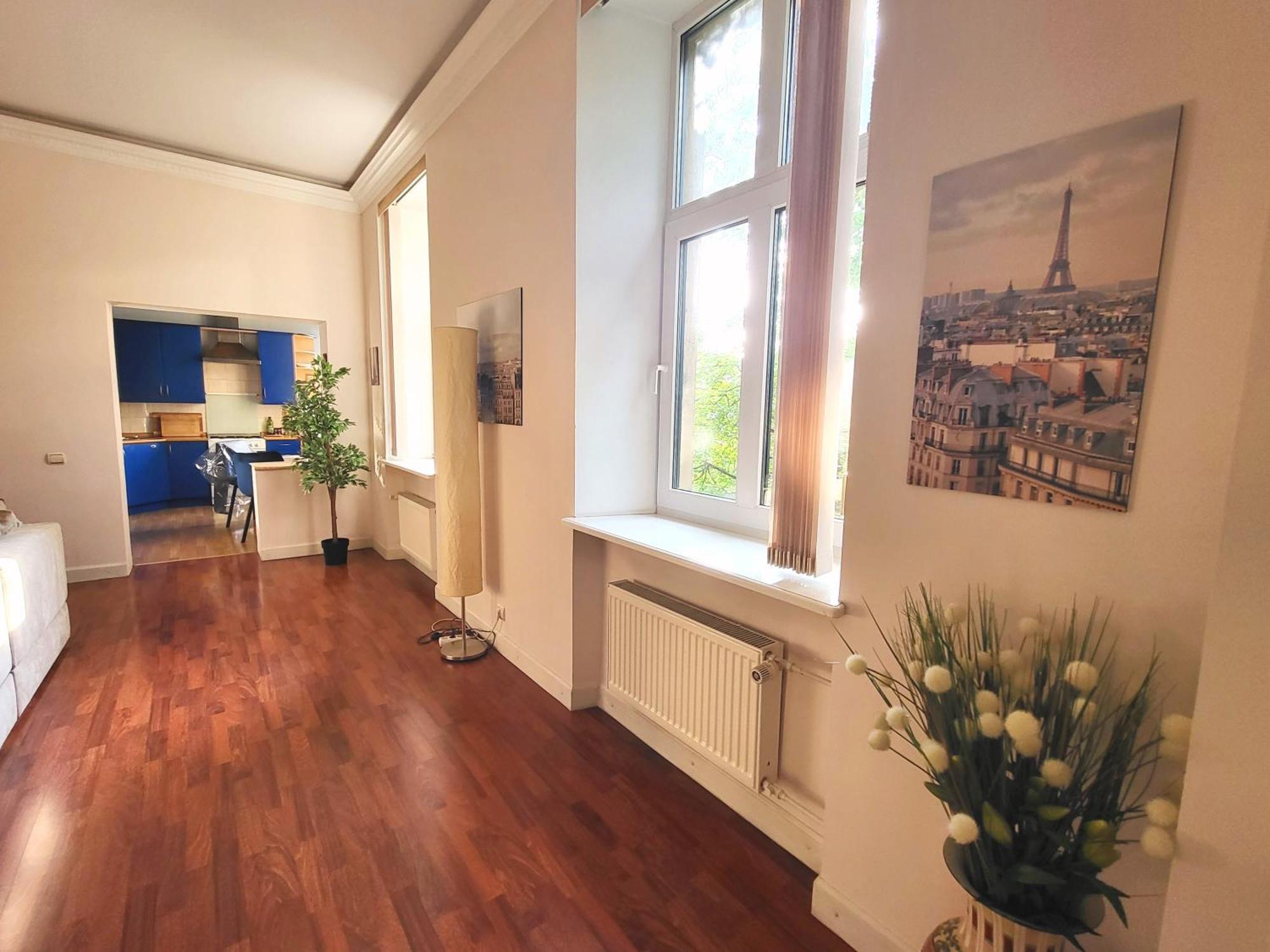 Alunana Lux Jakuzzi Apart, Facade Is Under Renovation, In Riga Art Nouveau Area, Self Check-In Exterior photo